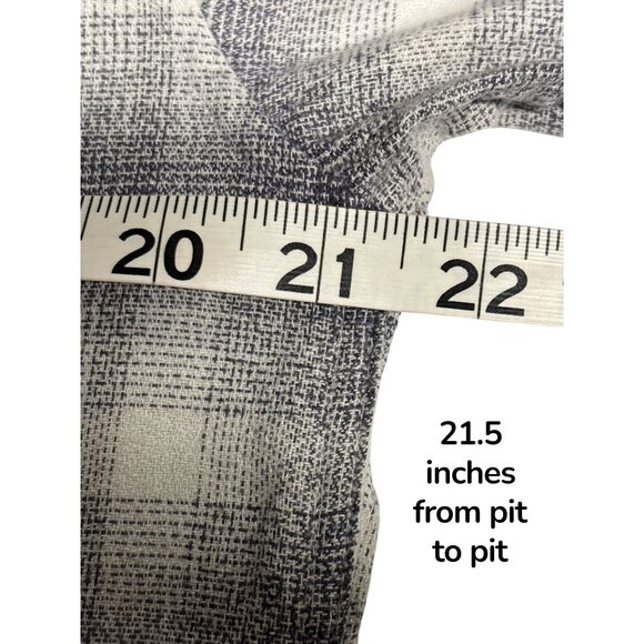 artefact/ Men’s Slim Fit Button-Down Shirt – White Gray Plaid - Picture 7 of 8